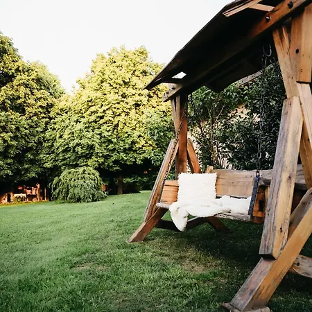 Csardas Salas * Dobrovnik